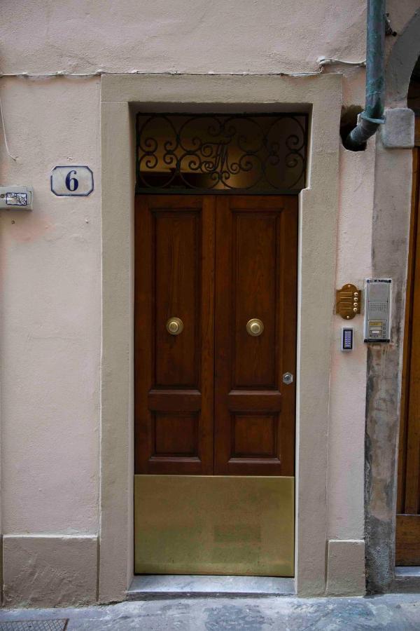 Valia Pitti 3 Florence